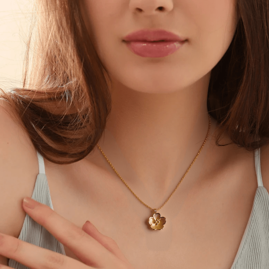 Golden Flower Necklace, perfect gift for Mother's Day, birthday, anniversary