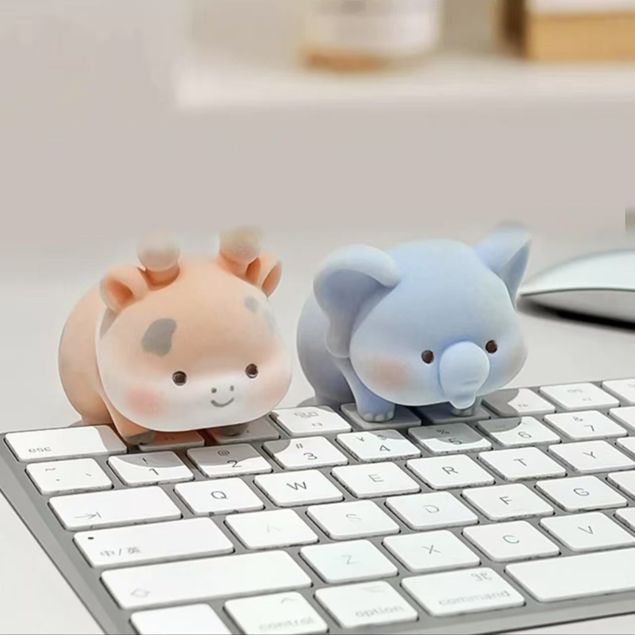 Plush toys, mini desktop ornaments, computer monitor decorations